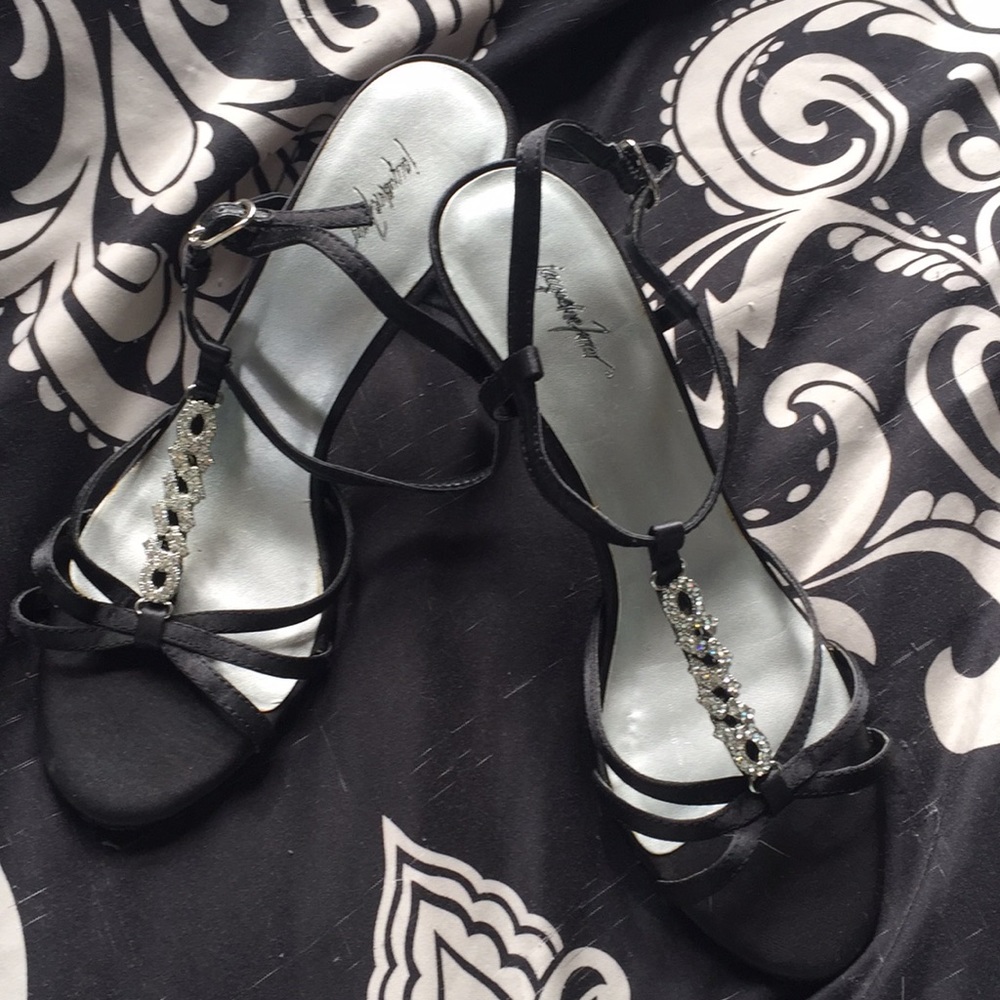 Super Cute Black Heels!
